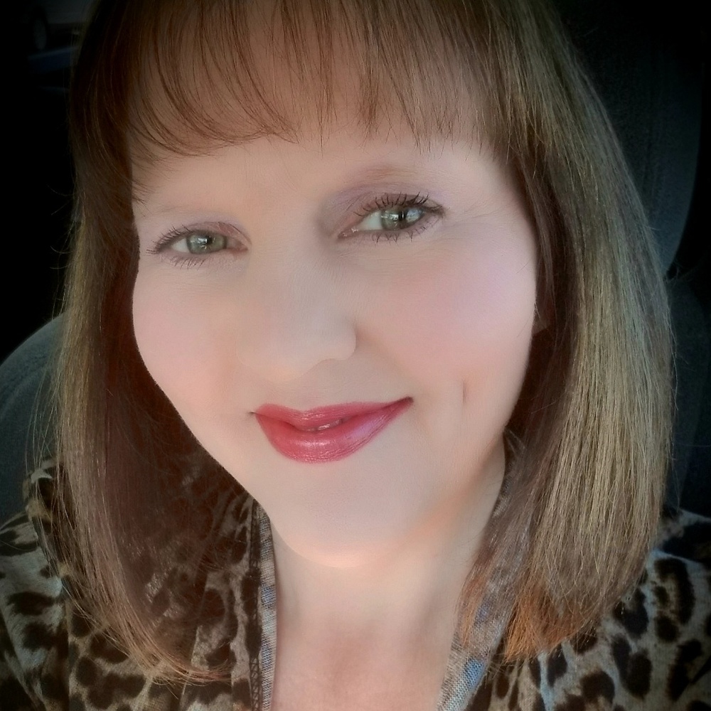 Meet your Posher, Dana